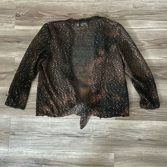 CHICO’S Brown Tie Dye Gold 3/4 Sleeve Front Tie Net Cardigan Women Size 3 - Picture 7 of 7